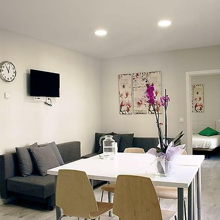 Apartamentos Logrono Centro ภายนอก รูปภาพ