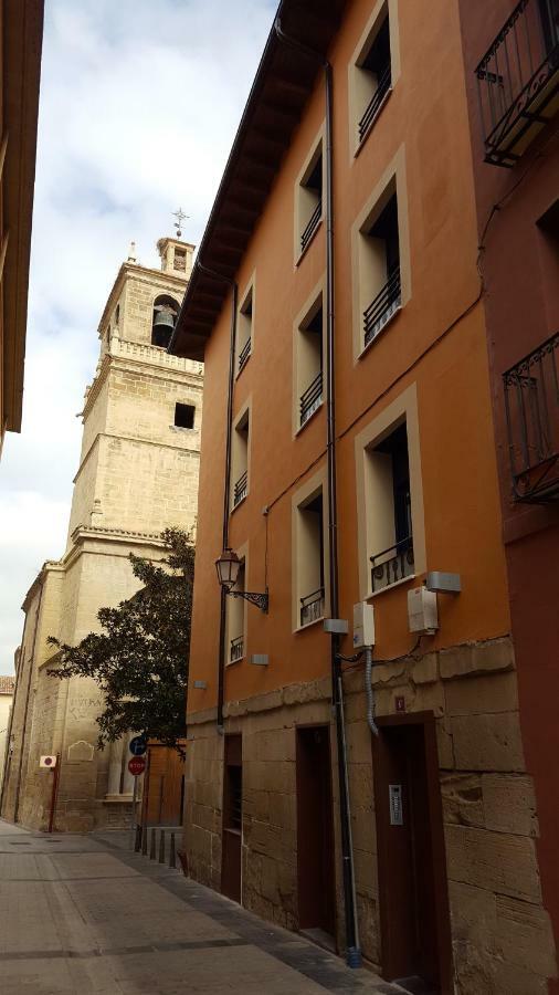 Apartamentos Logrono Centro ภายนอก รูปภาพ