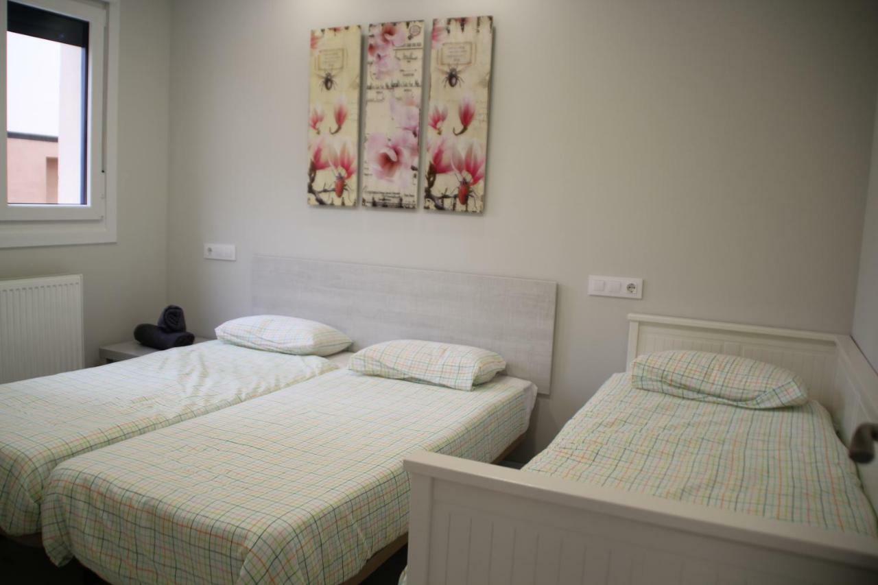 Apartamentos Logrono Centro ภายนอก รูปภาพ