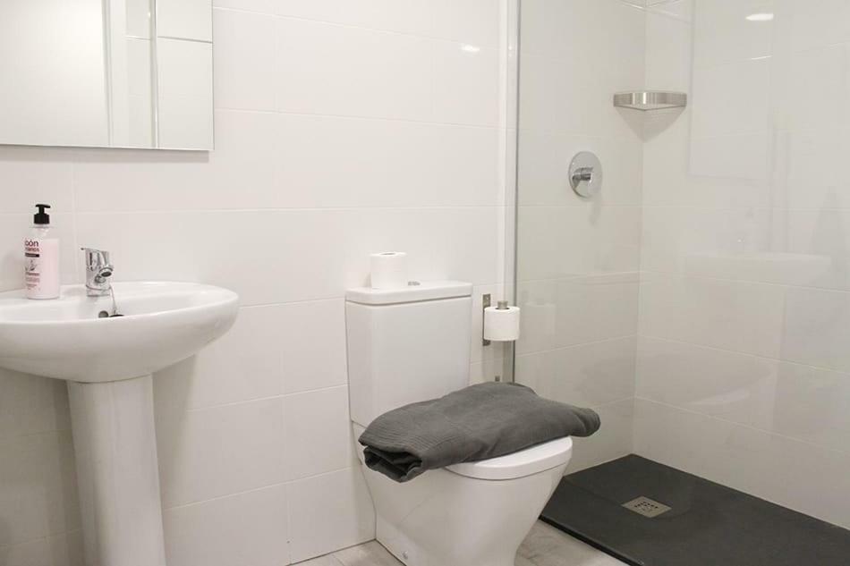 Apartamentos Logrono Centro ภายนอก รูปภาพ