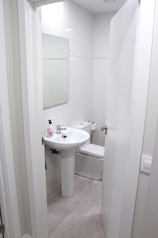 Apartamentos Logrono Centro ภายนอก รูปภาพ