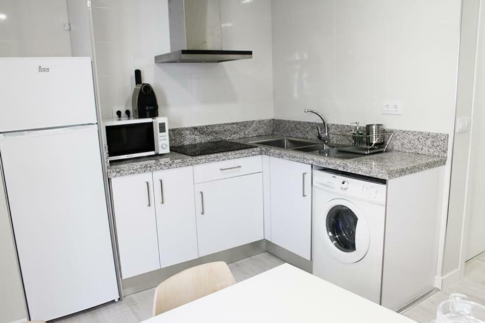 Apartamentos Logrono Centro ภายนอก รูปภาพ