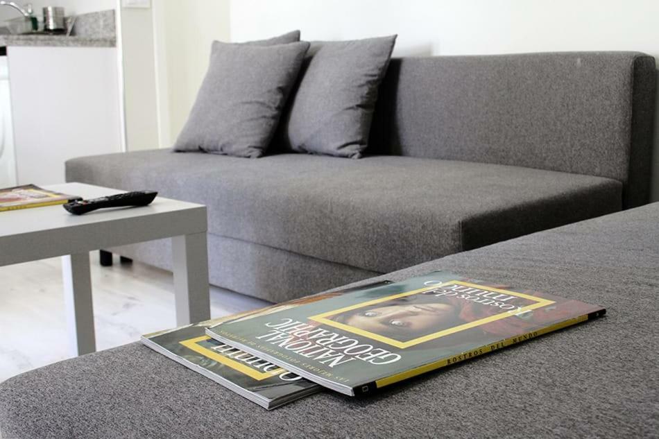 Apartamentos Logrono Centro ภายนอก รูปภาพ